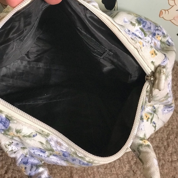 Blue Swiss Roses Small Handbag - Picture 6 of 8